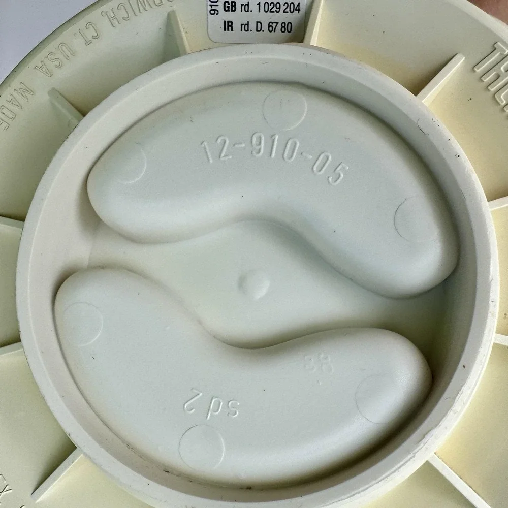VTG 1985 Thermos Carafe Cream 12-910-05 Gwen Mfg Hot Coffee Butler Entertaining